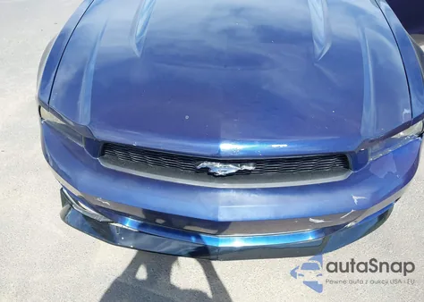 2010 Ford Mustang V6 z USA, uszkodzony, nr VIN 1ZVBP8AN7A5176025